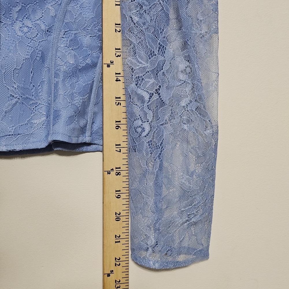 Chelsea & Violet Women Top Size 4 Blue Lace Sweetheart Neck Long Sleeves New 336 - Picture 3 of 9